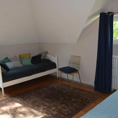 Le Courtil Fleuri Feriehus *